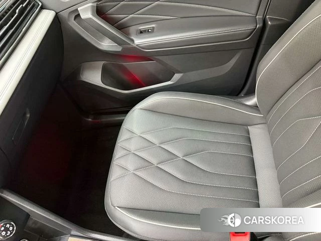 Volkswagen Tiguan L id 4348280 из Китая 15