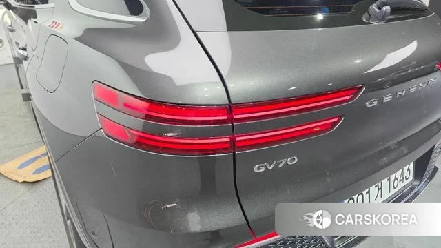 Genesis GV70 id 4292366 из Кореи 15