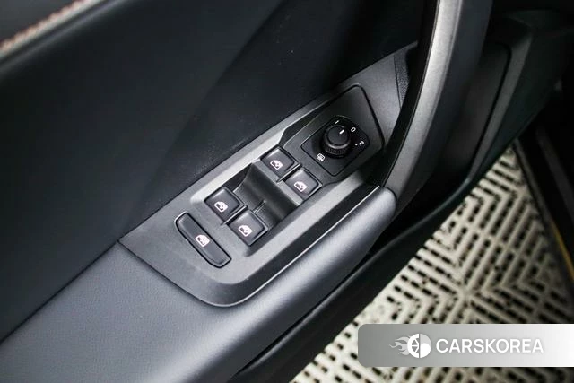 Volkswagen Tuyue id 4271144 из Китая 15