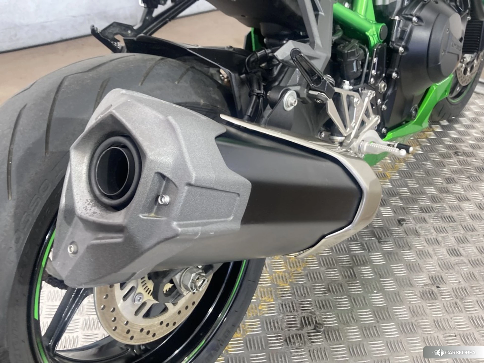 Kawasaki Z H2 id 4192823 из Японии 15