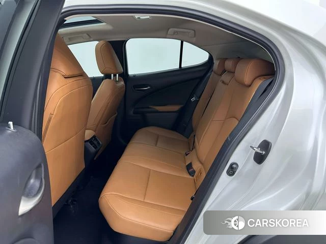 Lexus UX id 3858005 из Китая 15