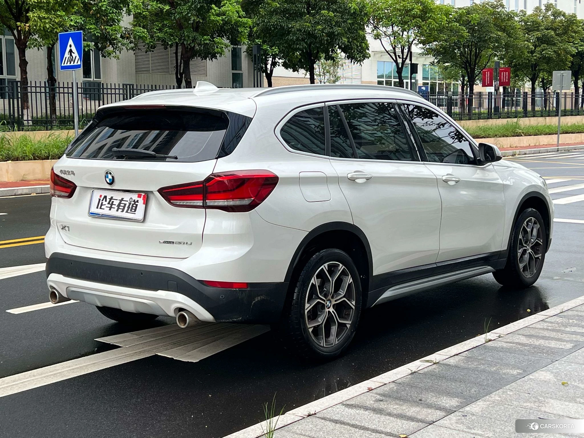 BMW X1 id 4479672 из Китая 14