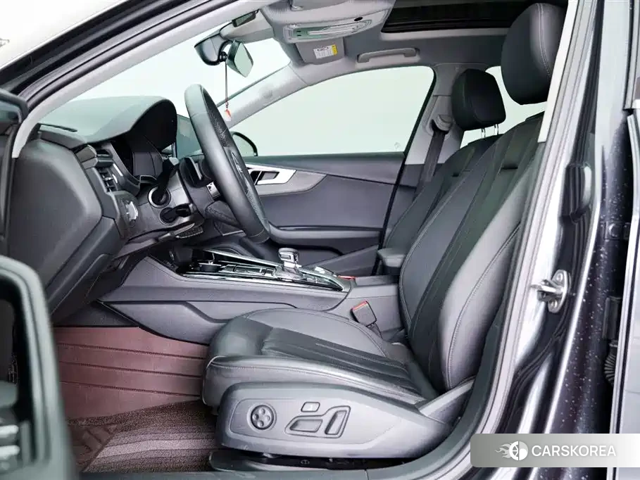 Audi A4L id 4644447 из Китая 15