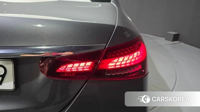 Mercedes-Benz E-Class W213 id 4562237 из Кореи 15