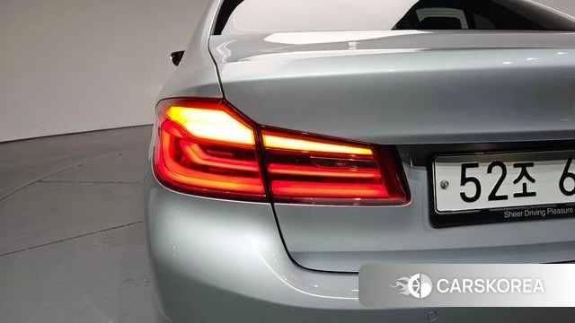 BMW 5 Series (G30) id 4356802 из Кореи 15
