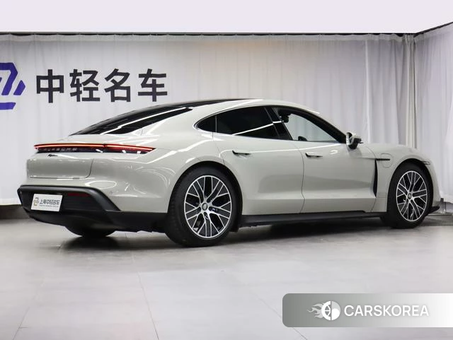 Porsche Taycan id 3969203 из Китая 15