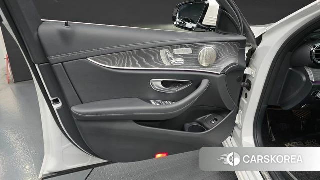 Mercedes-Benz E-Class W213 id 4463665 из Кореи 16