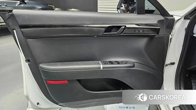 Hyundai Grandeur (GN7) id 4640141 из Кореи 16