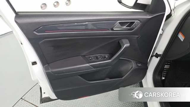 Volkswagen T-Roc id 4445906 из Кореи 16