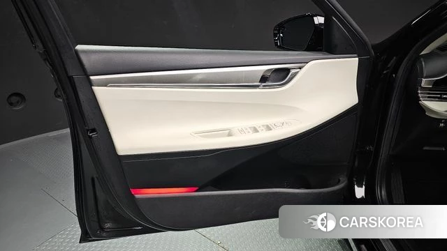 Hyundai The New Grandeur IG Hybrid id 4613751 из Кореи 16