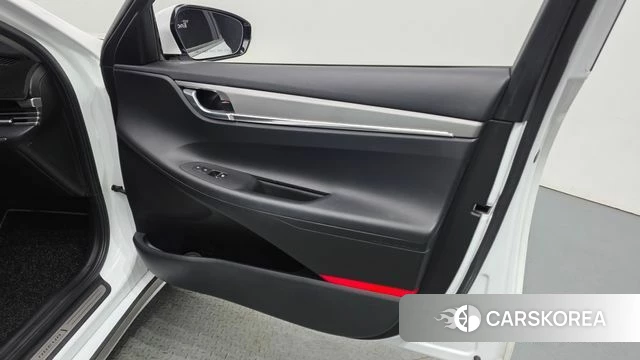 Hyundai The New Grandeur IG id 4293356 из Кореи 16