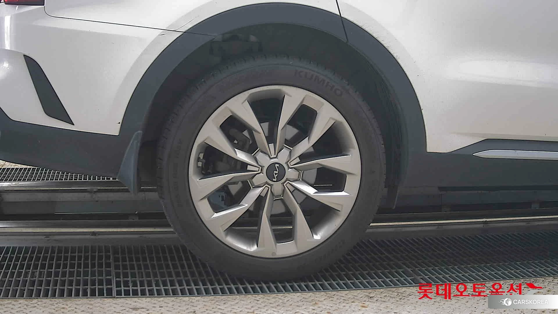 Kia Sorento id 4664313 из Кореи 16