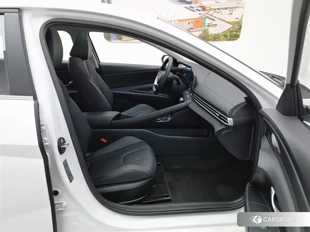 Hyundai Elantra id 4545653 из Китая 16