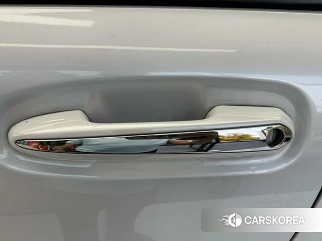 Toyota Saina id 4273623 из Китая 16