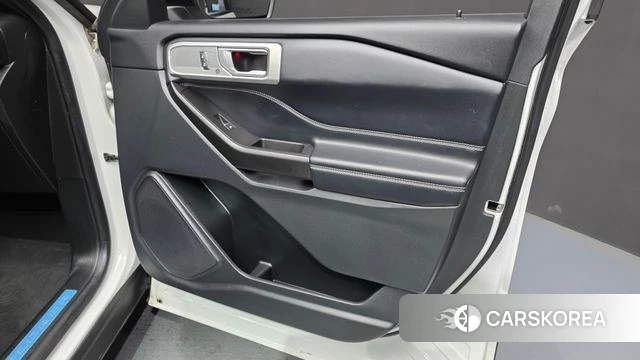 Ford Explorer 6th Generation id 4647108 из Кореи 16