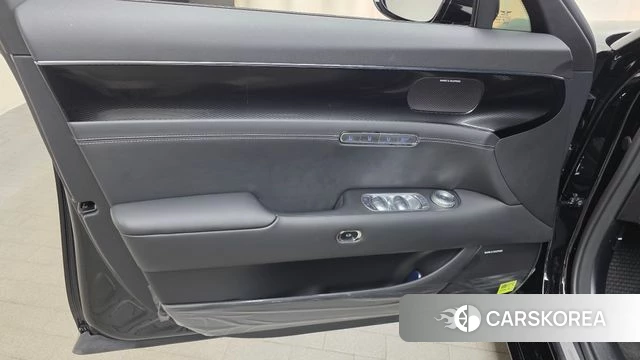 Genesis G90 (RS4) id 4443244 из Кореи 16