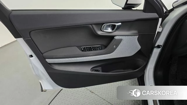 Polestar Polestar 2 id 4834921 из Кореи 16
