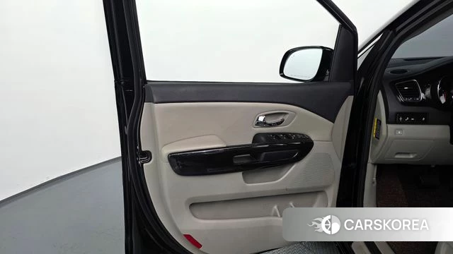 Kia The New Carnival id 4638052 из Кореи 16