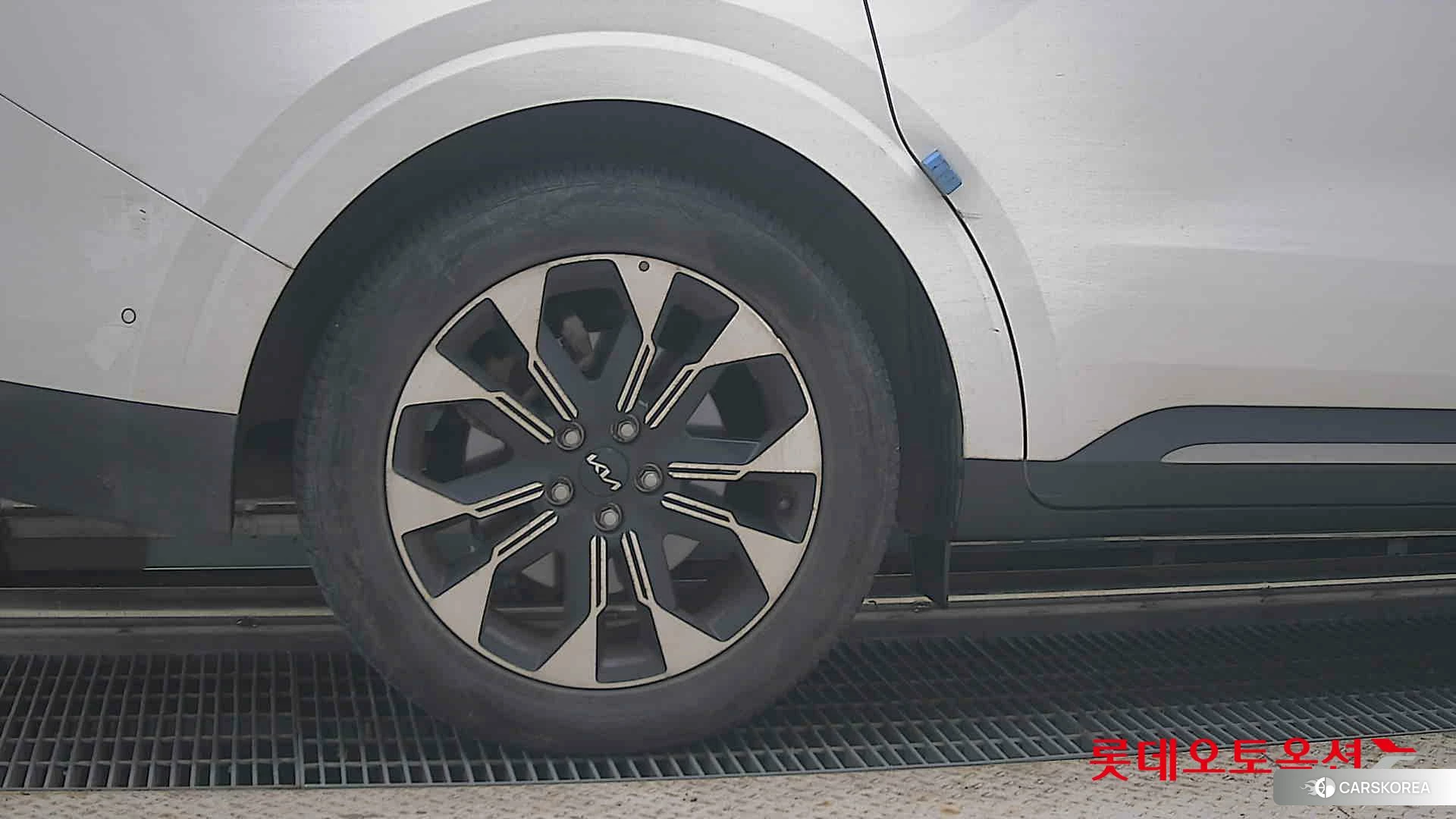 Kia Carnival id 4902338 из Кореи 16