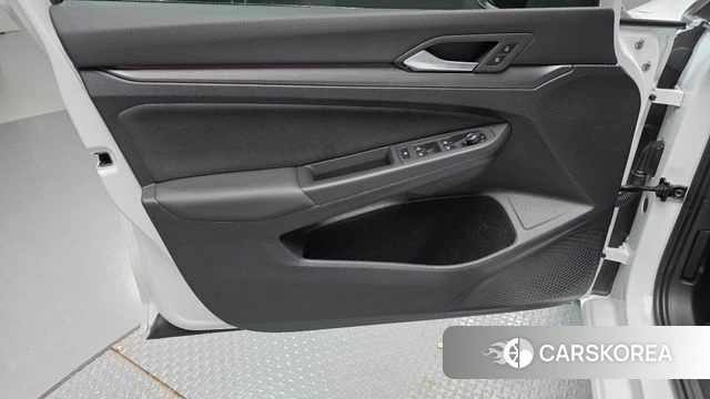 Volkswagen Golf 8th Generation id 4618301 из Кореи 16