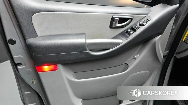 Hyundai The New Grand Starex id 4894798 из Кореи 16