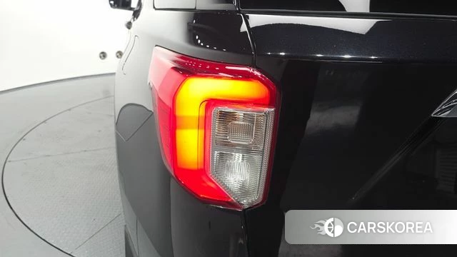 Ford Explorer 6th Generation id 4618679 из Кореи 16