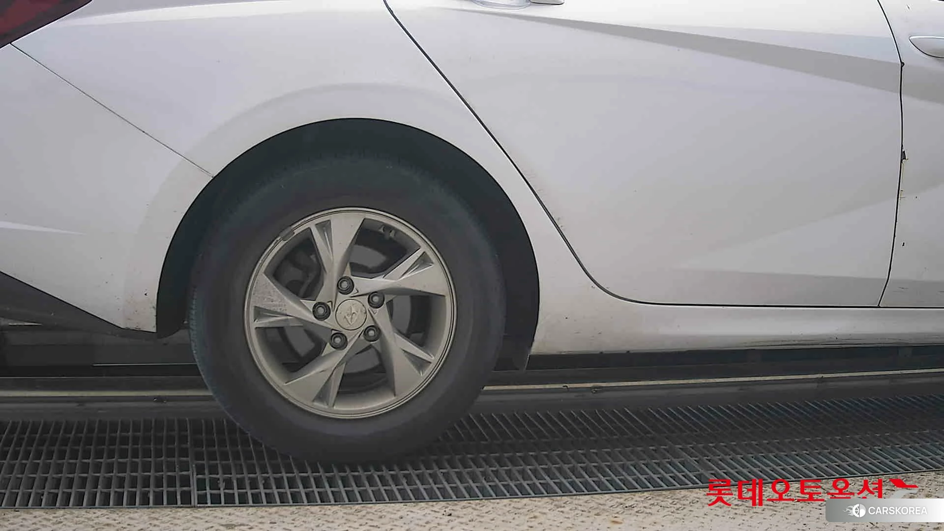 Hyundai Avante id 4909198 из Кореи 16