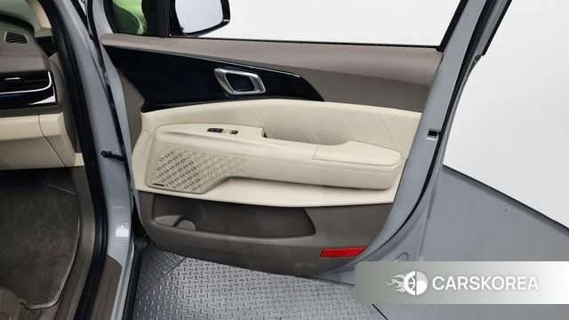 Kia The New Carnival 4th Generation id 4635394 из Кореи 16