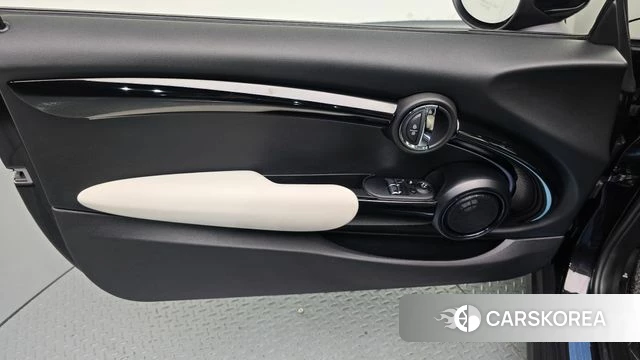 Mini Cooper S id 4592078 из Кореи 16