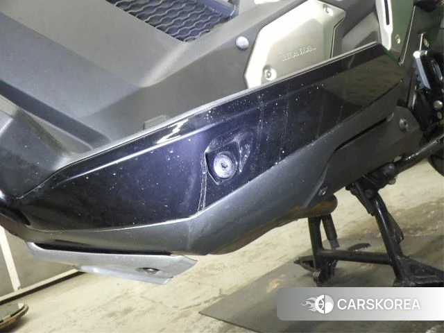 Honda X-ADV 750 id 3948299 из Японии 16