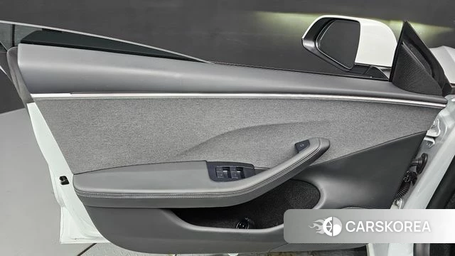 Tesla Model 3 id 4686850 из Кореи 16
