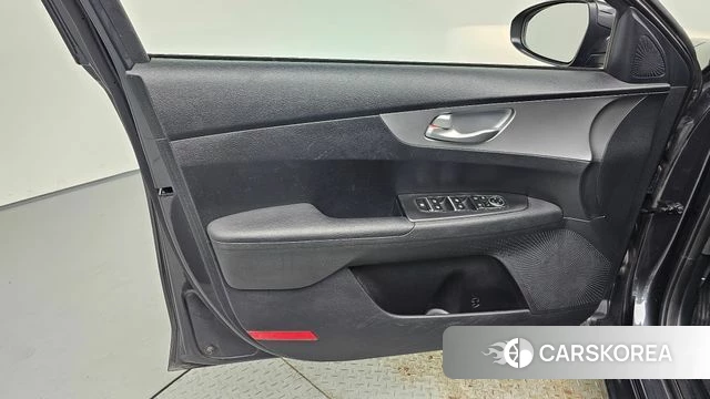 Kia The New K3 2nd generation id 4382899 из Кореи 16