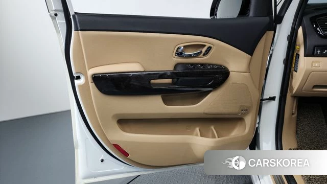 Kia The New Carnival id 4605074 из Кореи 16