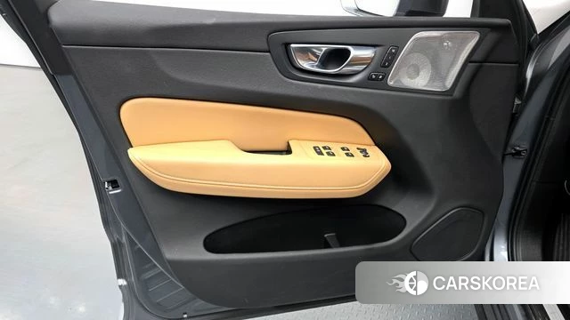 Volvo XC60 second Generation id 4224497 из Кореи 16