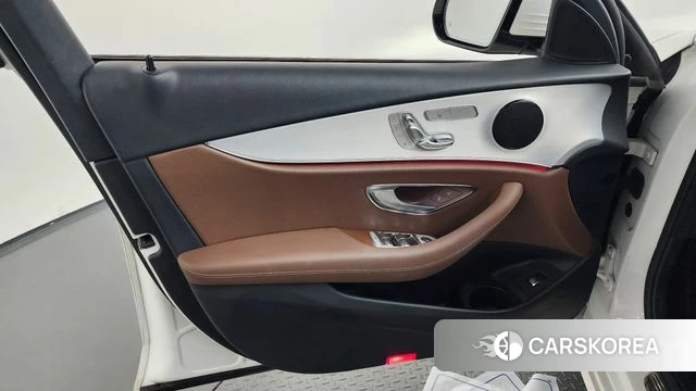 Mercedes-Benz E-Class W213 id 4872721 из Кореи 16