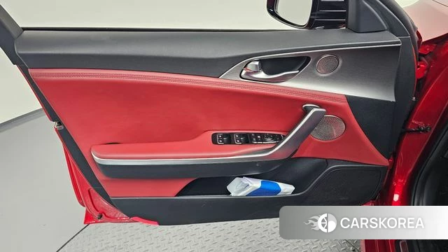 Kia Stinger id 4435077 из Кореи 16