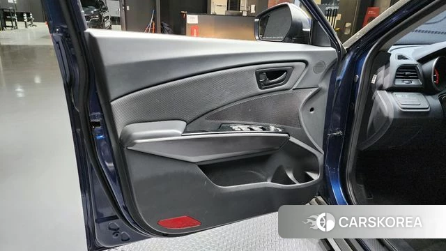 Ssangyong Tivoli Air id 4197235 из Кореи 16