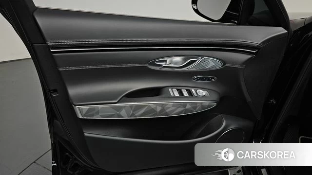 Genesis GV70 id 4847885 из Кореи 16