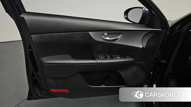 Kia The New K3 2nd generation id 4195868 из Кореи 16