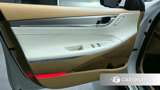 Hyundai The New Grandeur IG Hybrid id 4317657 из Кореи 16
