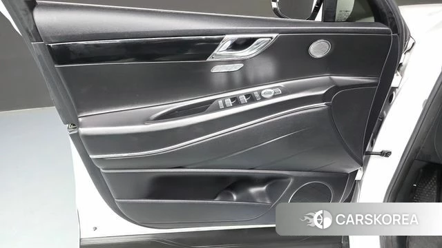 Genesis GV80 id 4676775 из Кореи 16