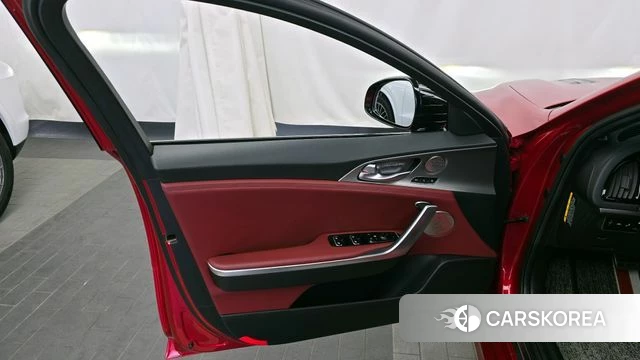 Kia Stinger id 4384230 из Кореи 16