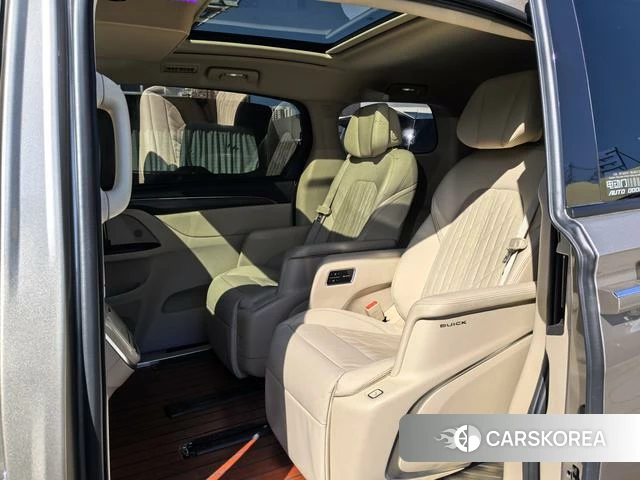 Buick GL8 id 3908333 из Китая 16