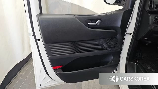 Hyundai Staria id 4879915 из Кореи 16