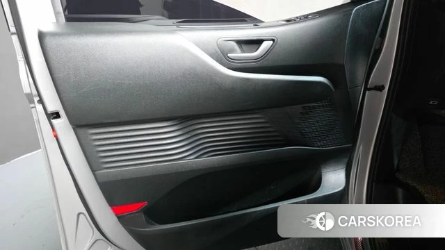 Hyundai Staria id 4701239 из Кореи 16