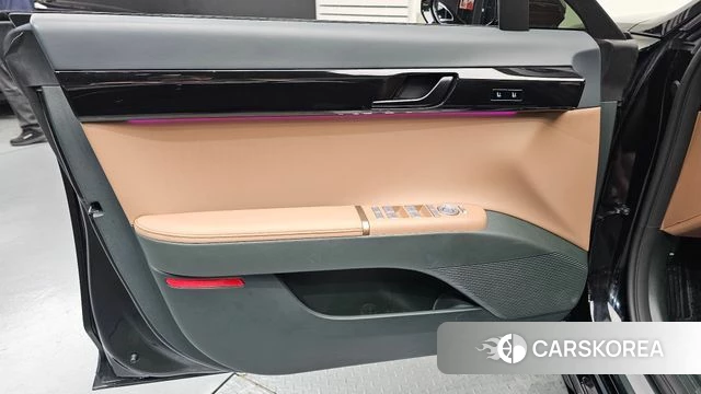 Hyundai Grandeur Hybrid (GN7) id 4691174 из Кореи 16