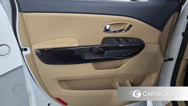 Kia The New Carnival id 4345548 из Кореи 16