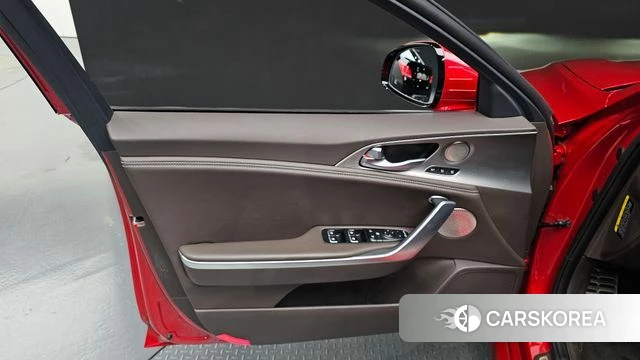 Kia Stinger id 4658166 из Кореи 16