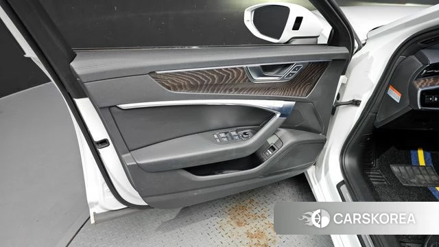 Audi A6 (C8) id 4614983 из Кореи 16