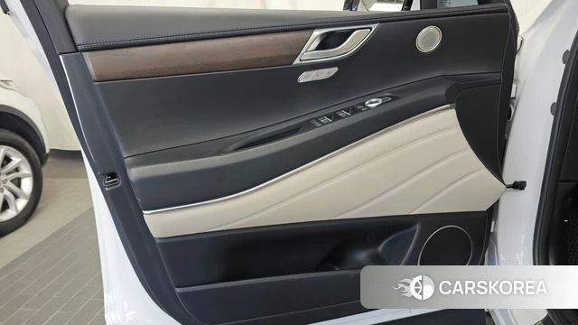 Genesis GV80 id 4899685 из Кореи 16